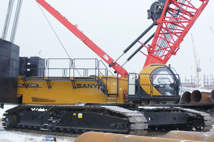 Кран гусеничный SANY SCC2800A  с решётчатой стрелой